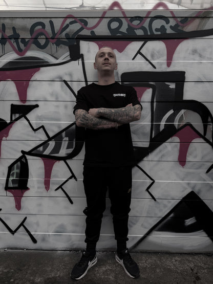 Relaxed Fit T-Shirt "Burn your local Dorfbulle"