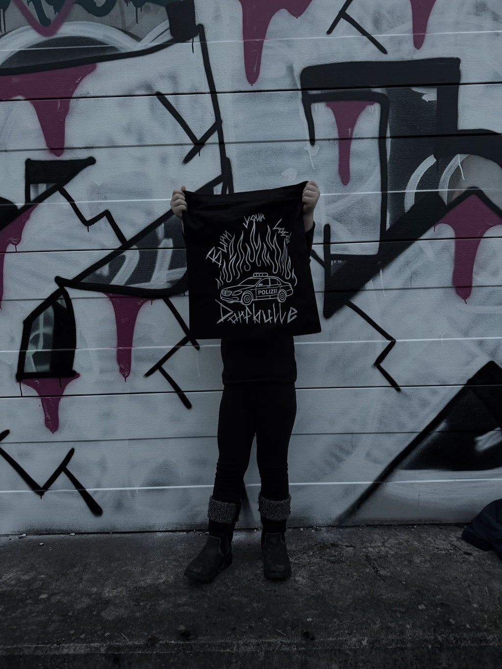 BURN YOUR LOCAL DORFBULLE BAG